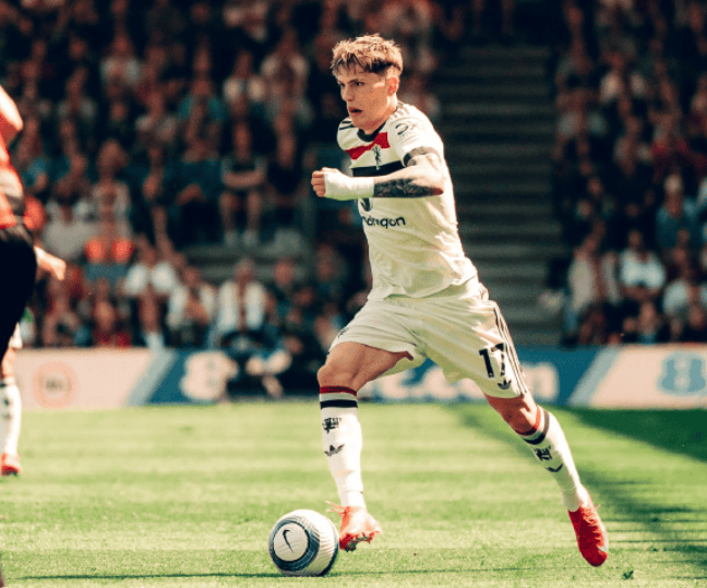 曼联客场逼平伯恩茅斯，争冠希望渺茫的简单介绍