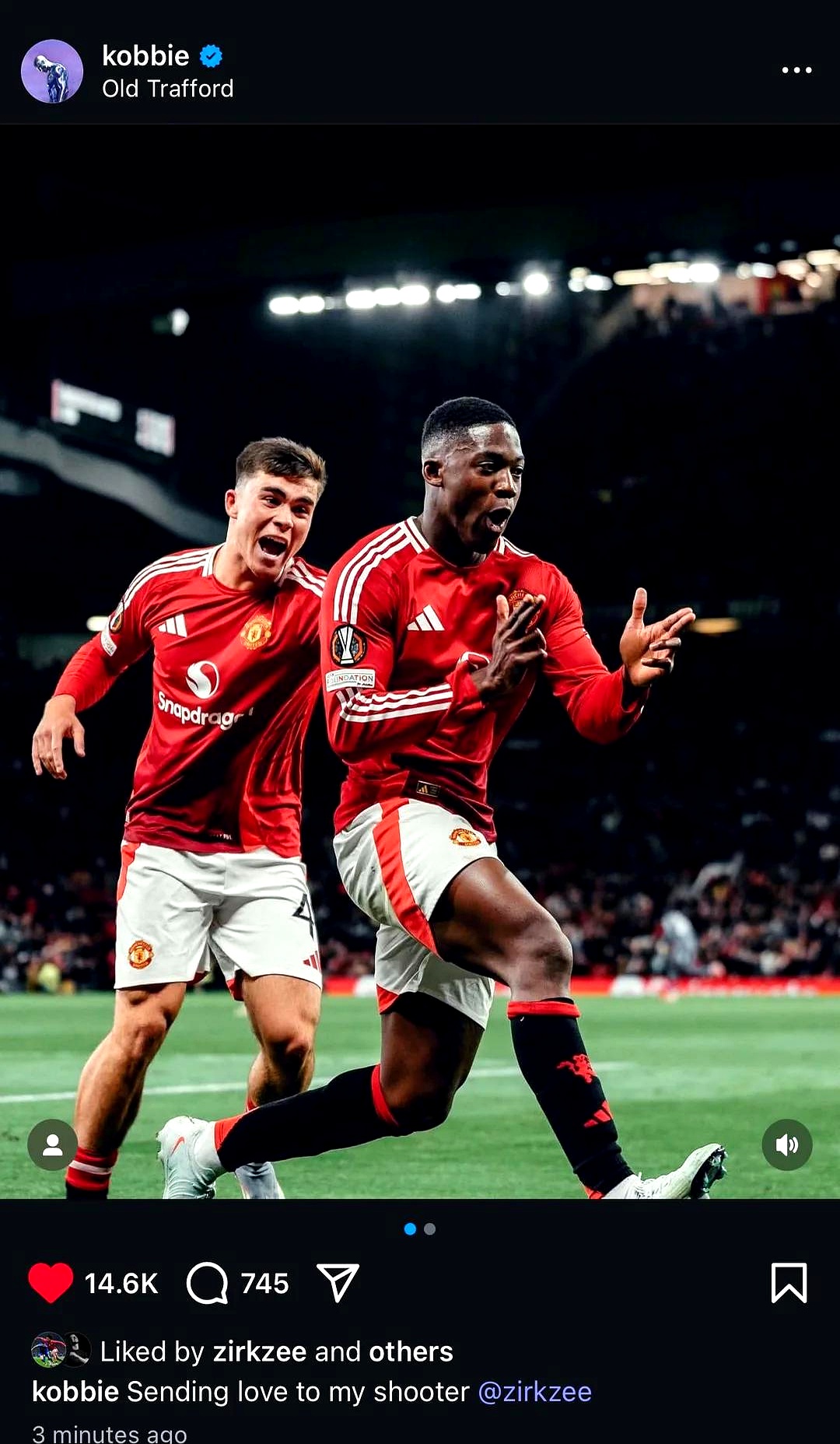 曼联主场艰难获胜,实现七连胜 曼联主场艰难获胜,实现七连胜