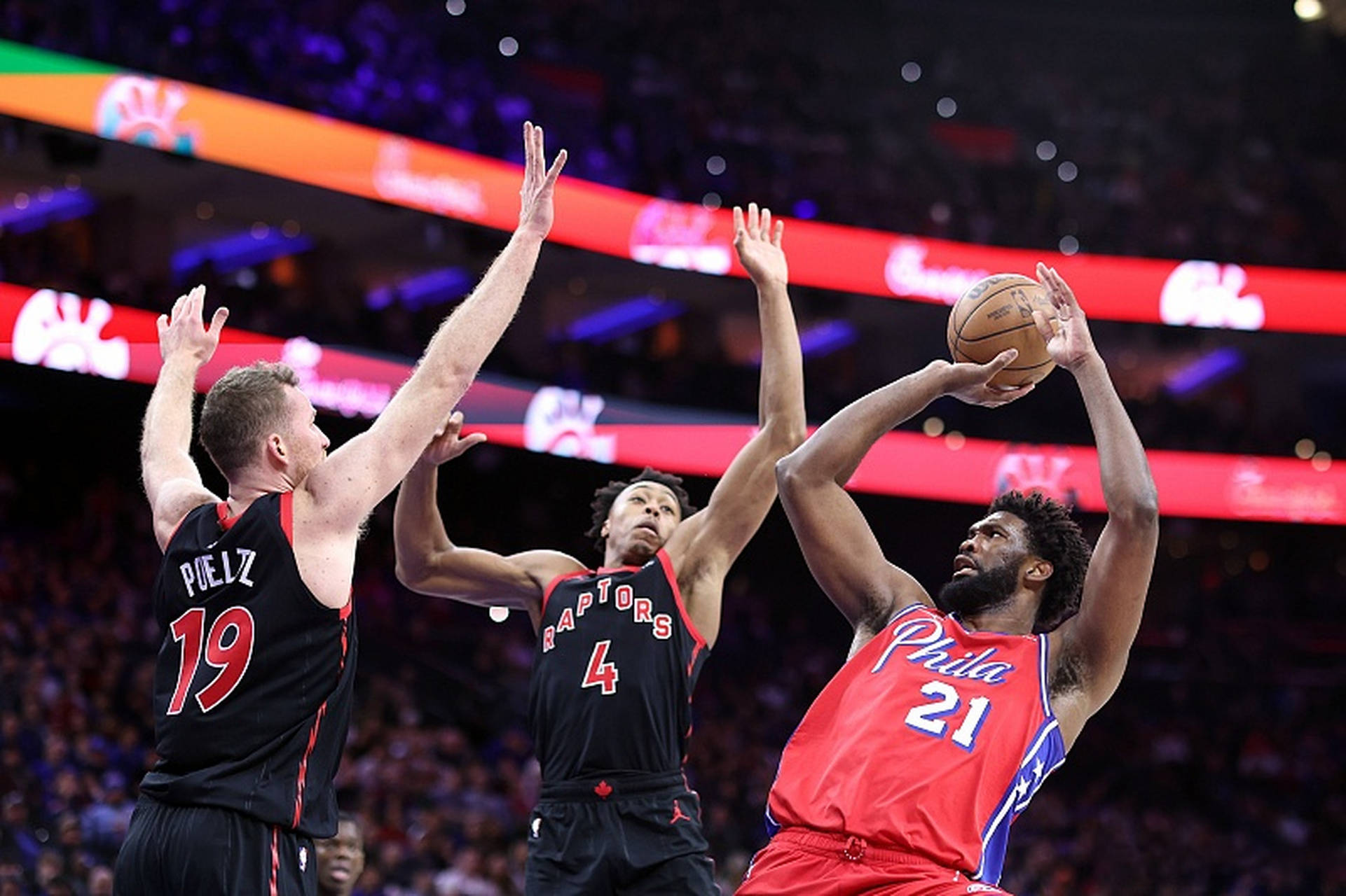 猛龙全面击溃魔术，取得七连胜