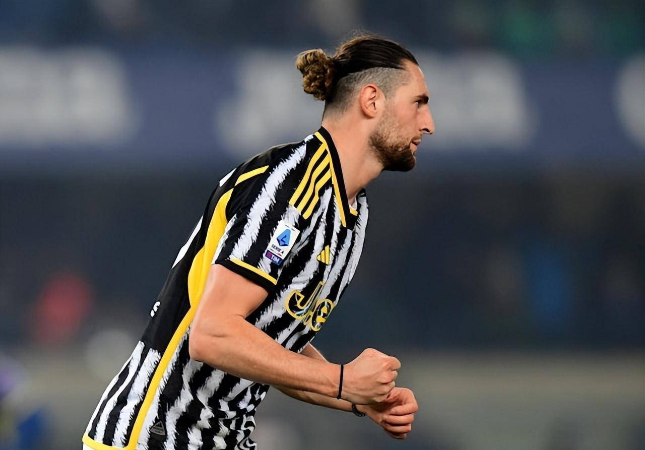 热那亚中场状态出色，球队欲冲击前四