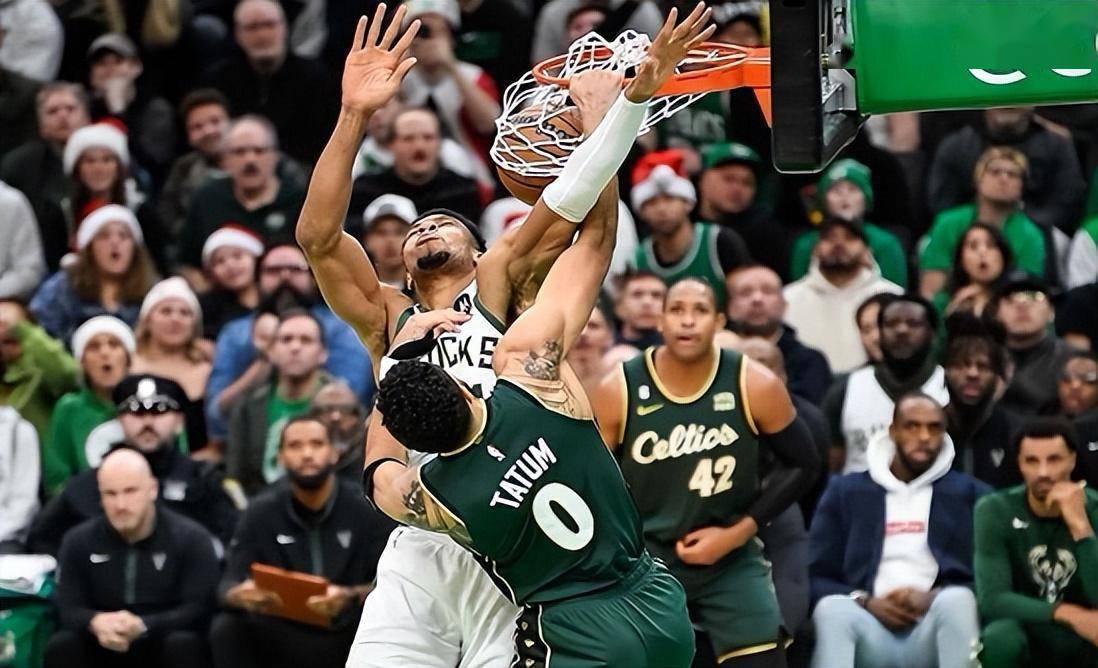 新疆队翻盘骑士，字母哥刷新纪录