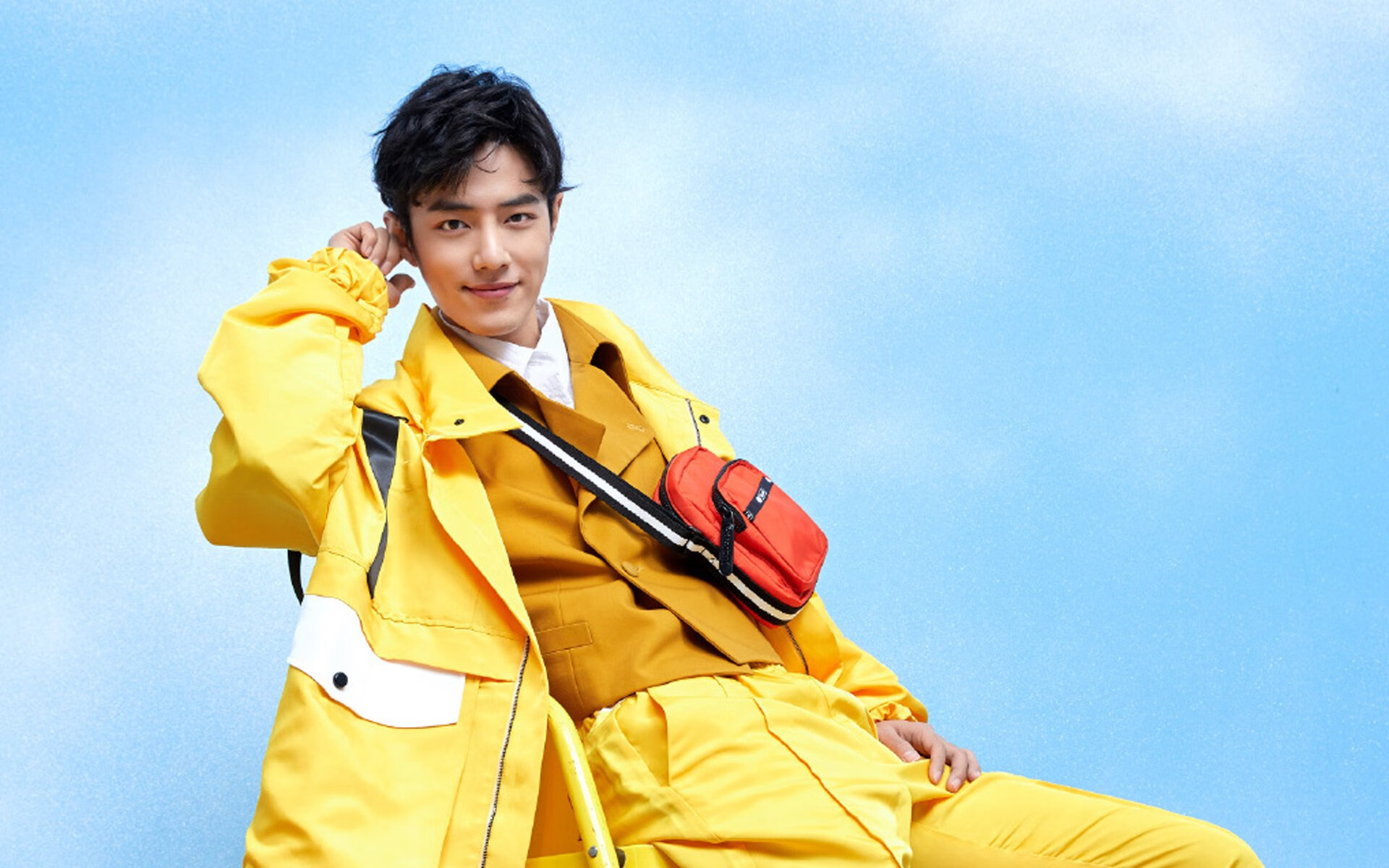 毒刺与冠冕的终局，F1阿布扎比之夜，黄蜂如何以窒息战术强压骑士卫冕梦