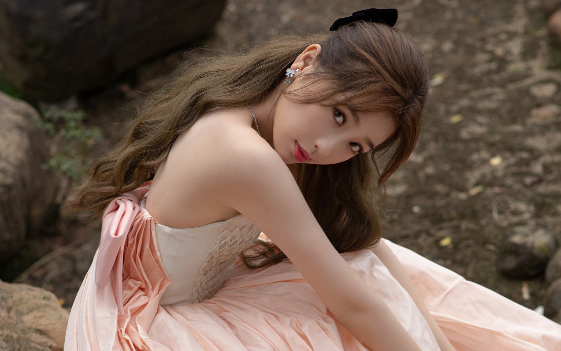 当爱德华兹的影子吞噬了休斯顿的太阳