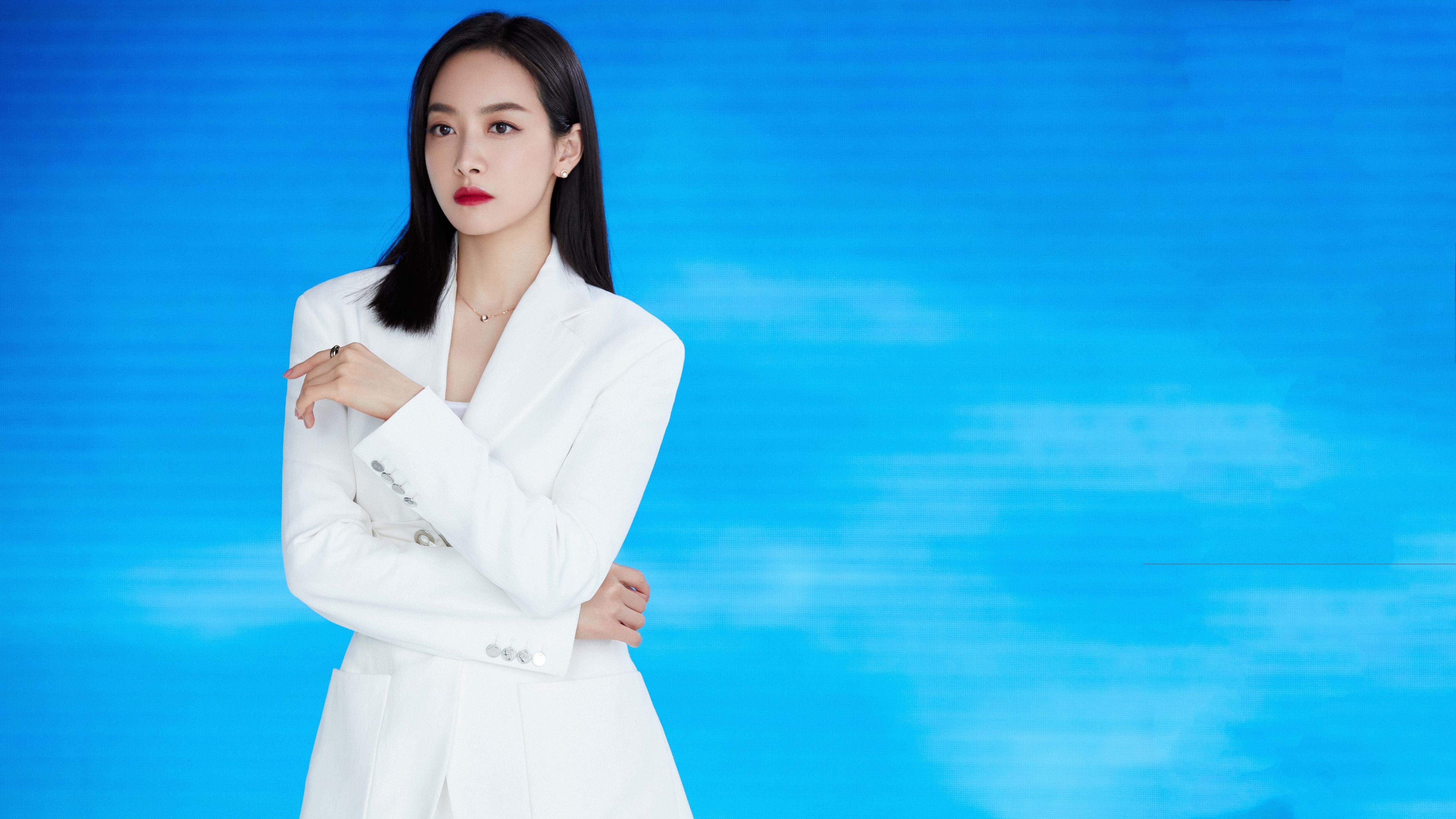 东决关键战焦点战，掘金客场险胜火箭，逆境中夺赛点